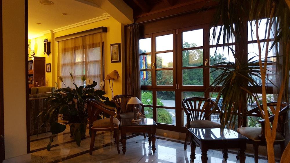 Hotel Valle Las Luinas Soto de Luiña Extérieur photo