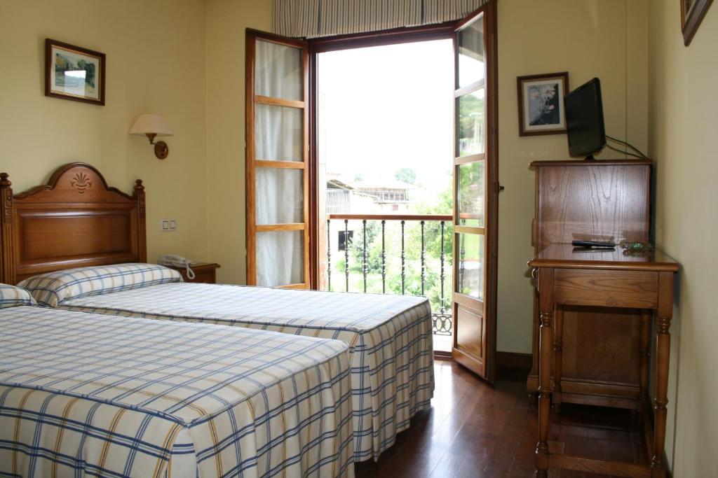 Hotel Valle Las Luinas Soto de Luiña Chambre photo