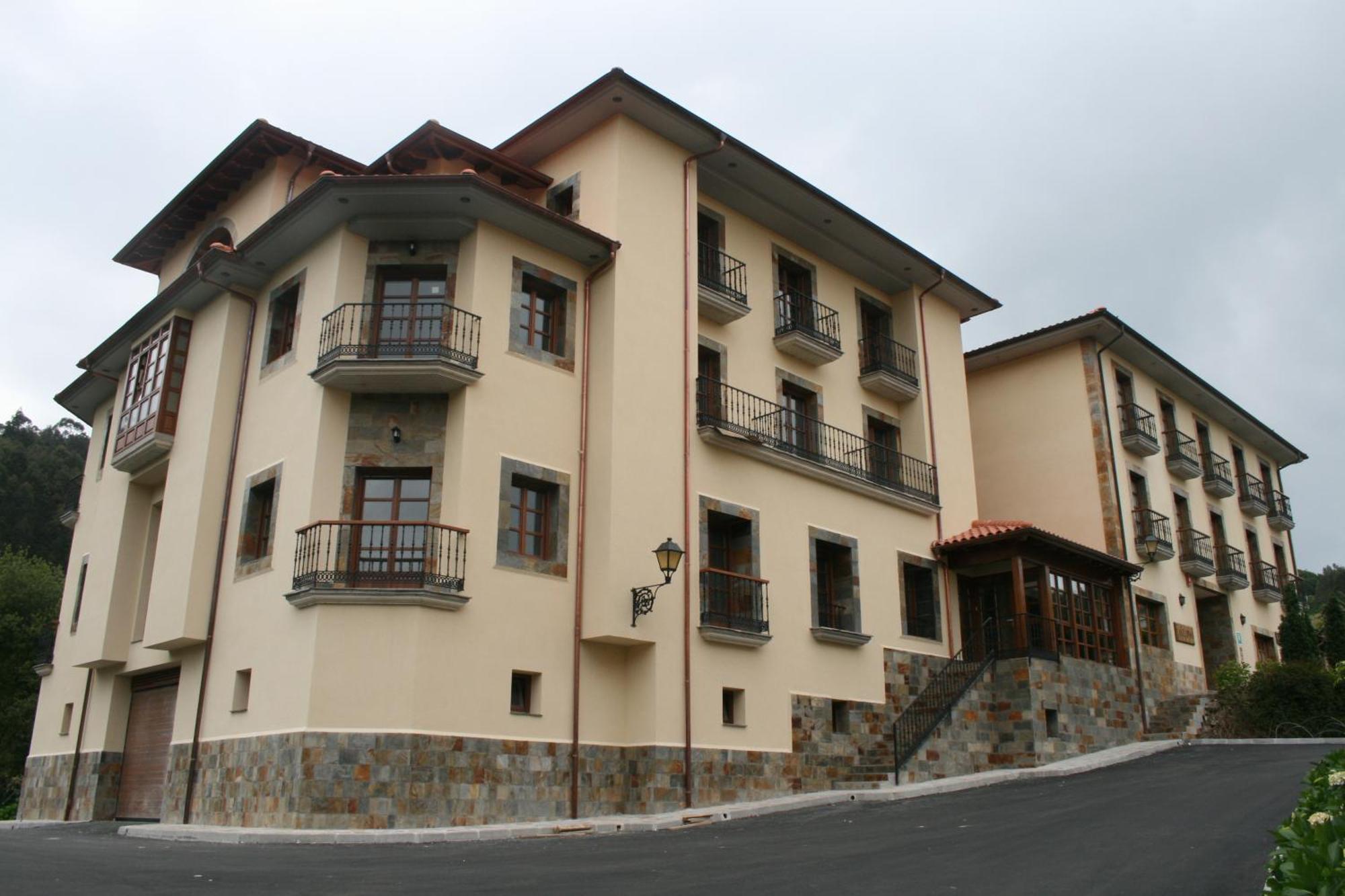 Hotel Valle Las Luinas Soto de Luiña Extérieur photo