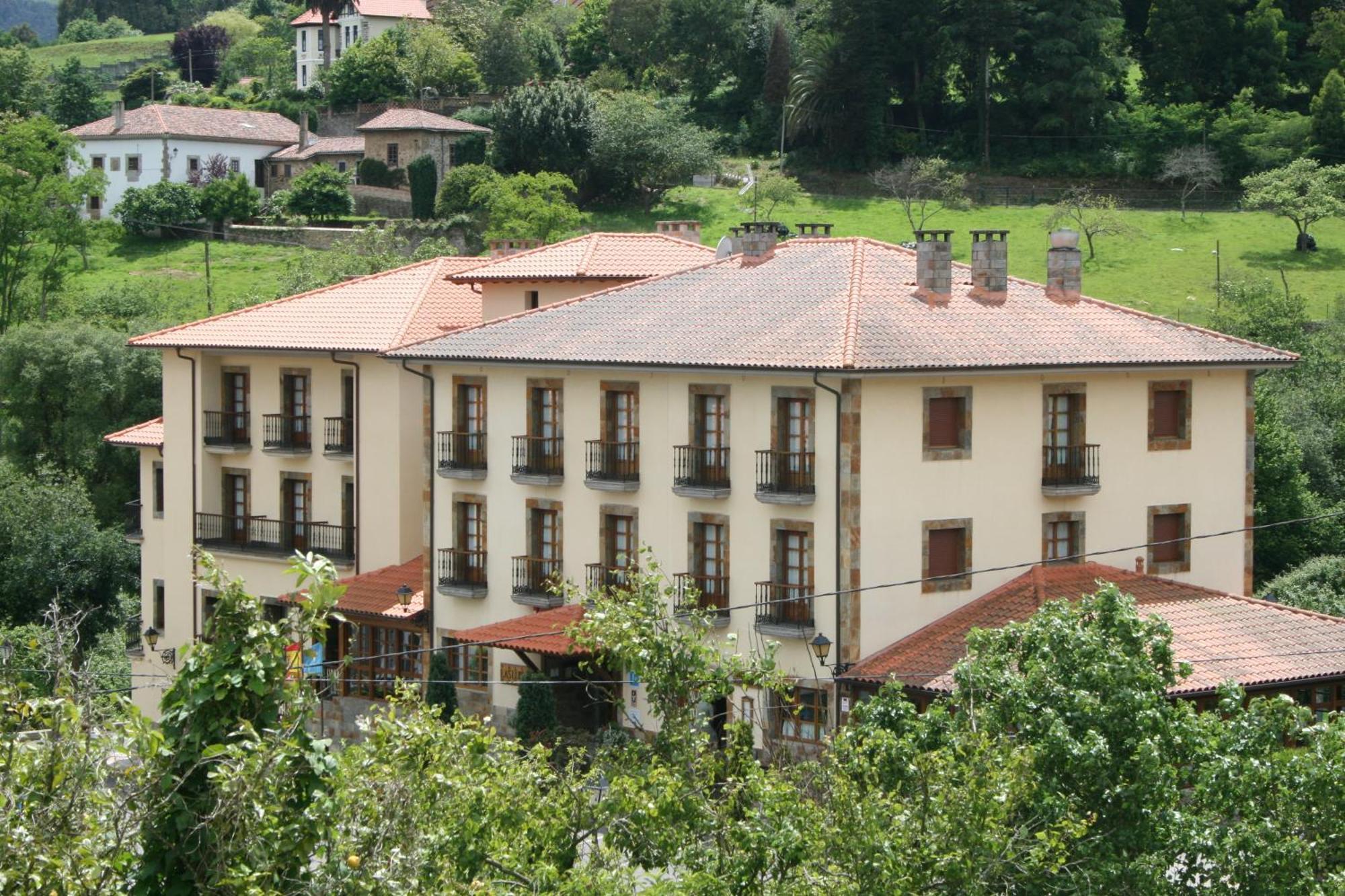 Hotel Valle Las Luinas Soto de Luiña Extérieur photo