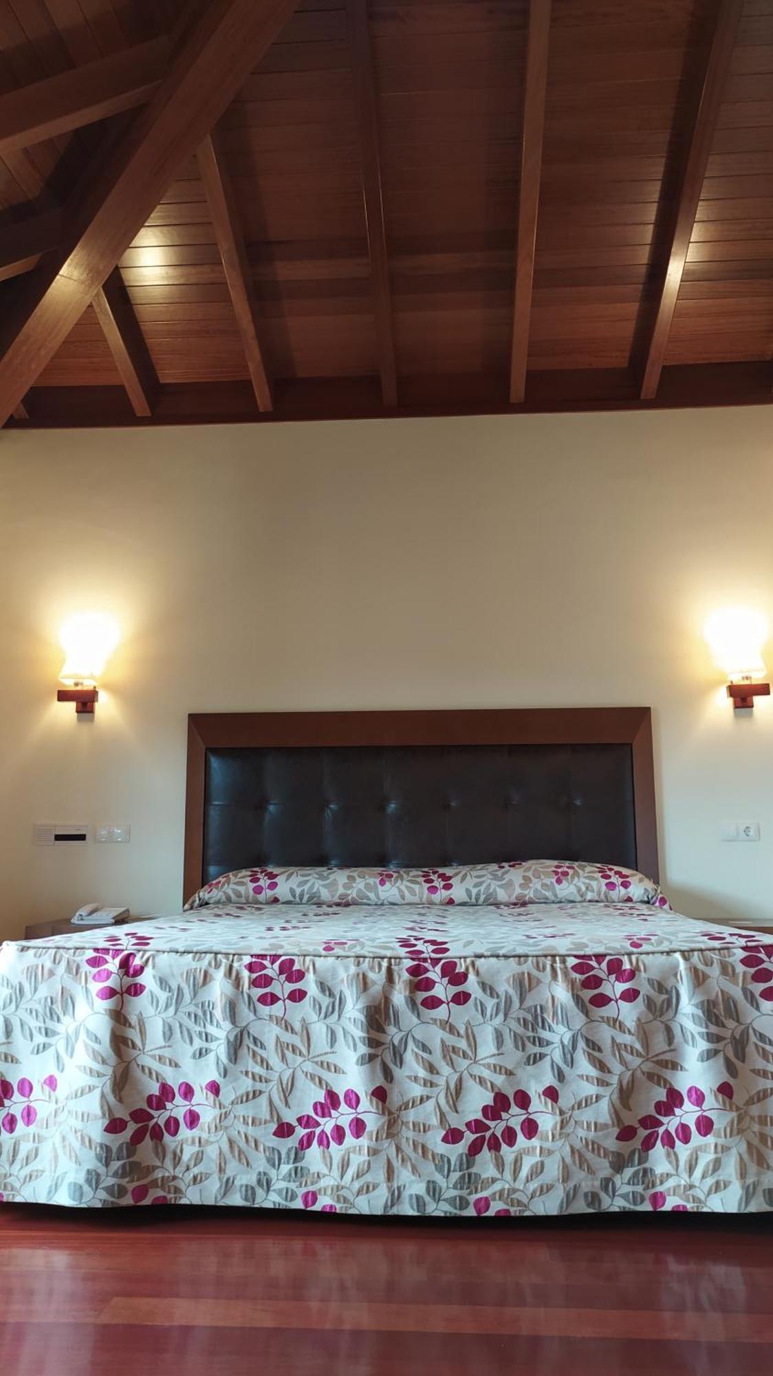 Hotel Valle Las Luinas Soto de Luiña Chambre photo