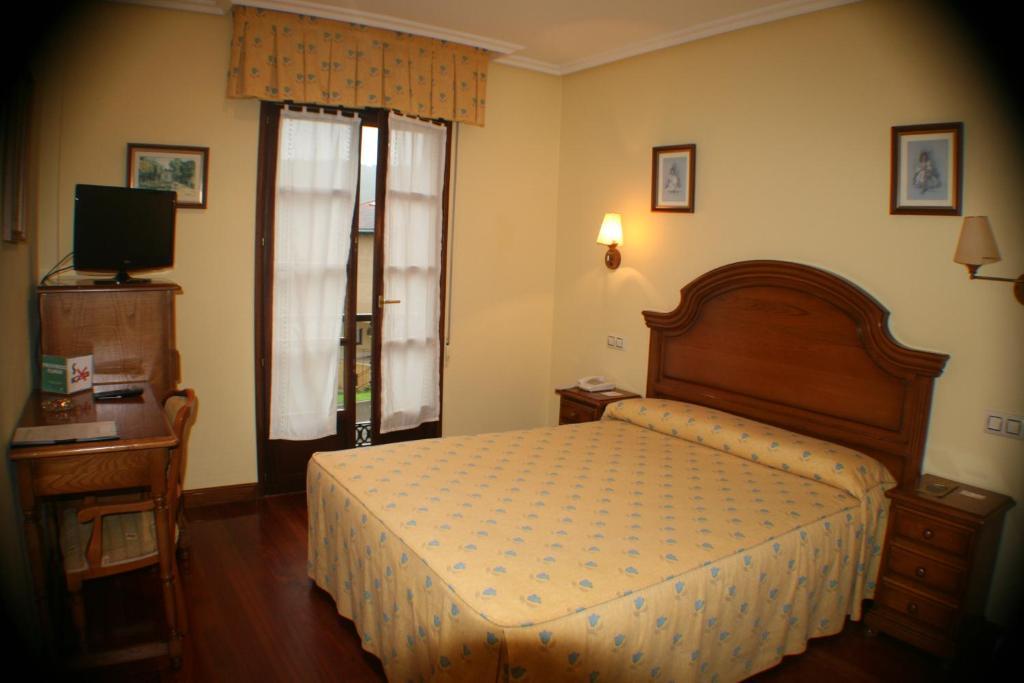 Hotel Valle Las Luinas Soto de Luiña Chambre photo