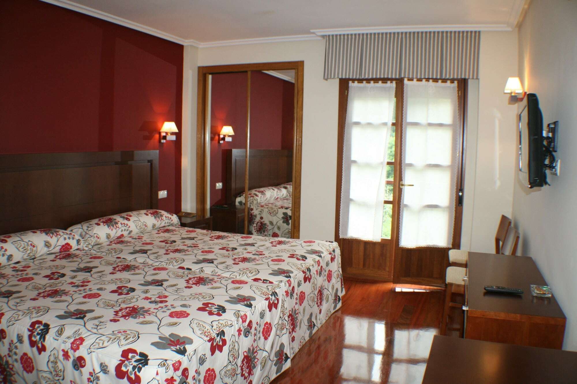 Hotel Valle Las Luinas Soto de Luiña Extérieur photo