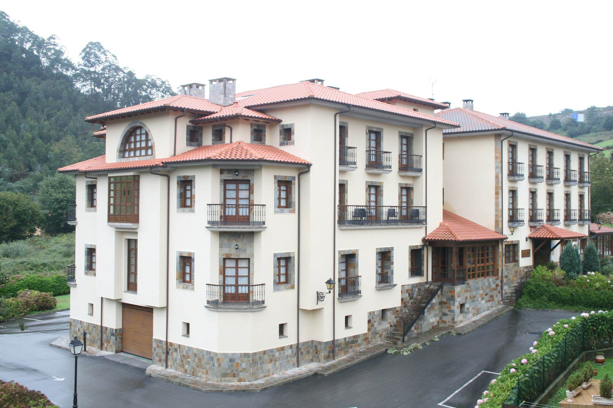Hotel Valle Las Luinas Soto de Luiña Extérieur photo